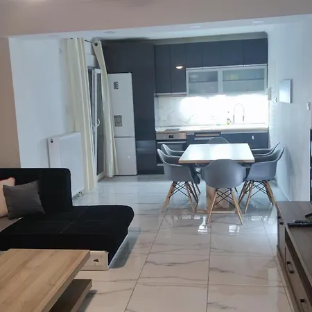 Family 2Bdr 100Sqm Airport 10Min And Free Parking * Salonicco
