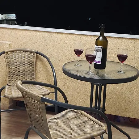 Family 2Bdr 100Sqm Airport 10Min And Free Parking * Salonicco